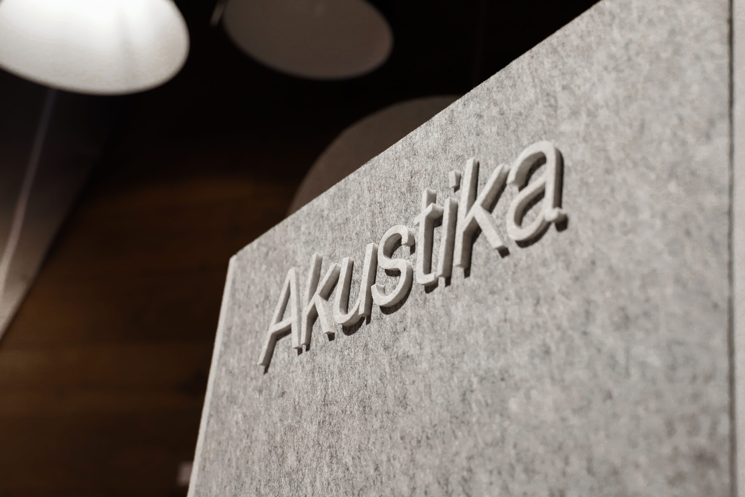 Dizajnové aj funkčné: O akustických materiáloch od A po Z